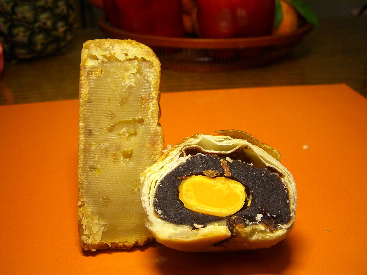 Bánh trung thu cắt đôi lộ nhân - cách chọn bánh