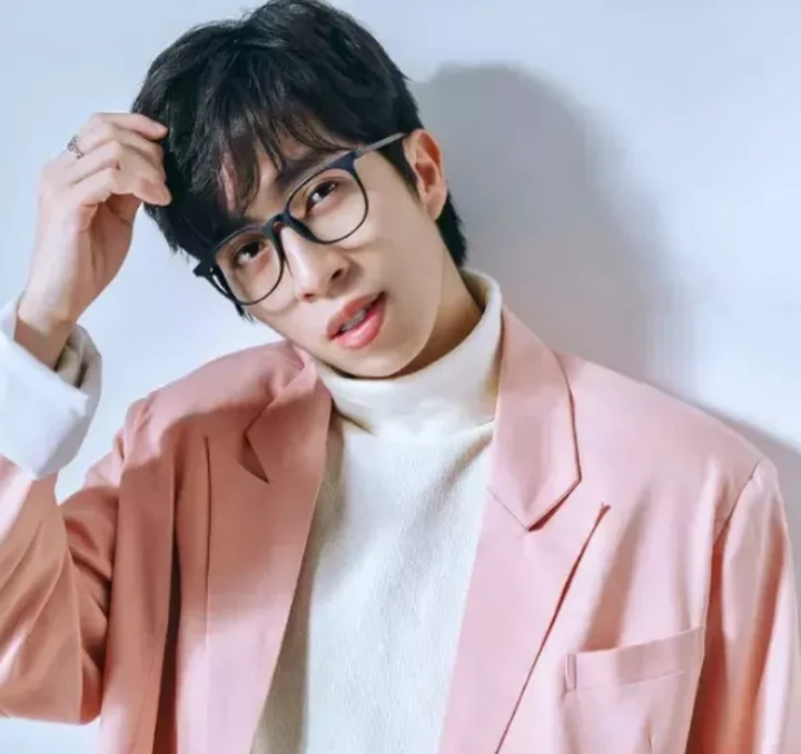 Review Viruss - Chàng trai đa tài của làng Streamer Việt Nam