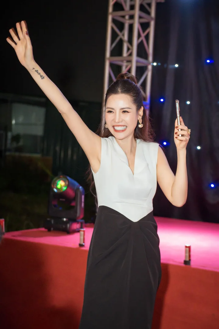 Review người mẫu Quế Vân và những scandal phát ngôn vạ miệng