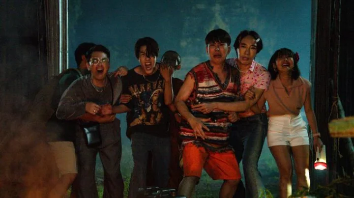 Review phim: Ngôi đền kỳ quái 4 - bom tấn kinh dị hài hước của Thái Lan