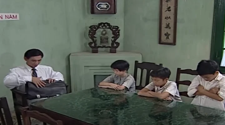 Sóng ở đáy sông - So sánh nội dung truyện và phim khác gì nhau - Review