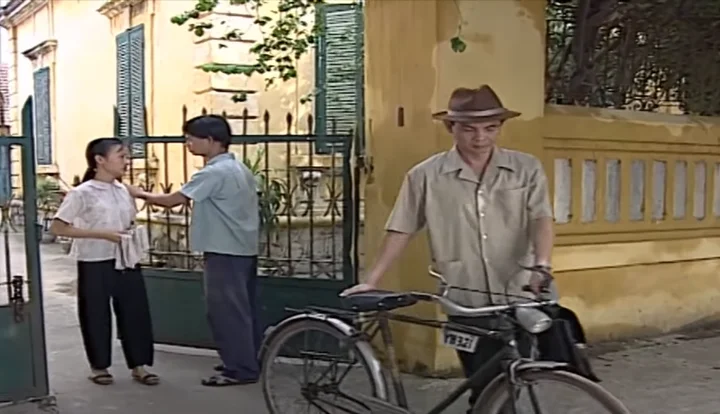 Sóng ở đáy sông - So sánh nội dung truyện và phim khác gì nhau - Review