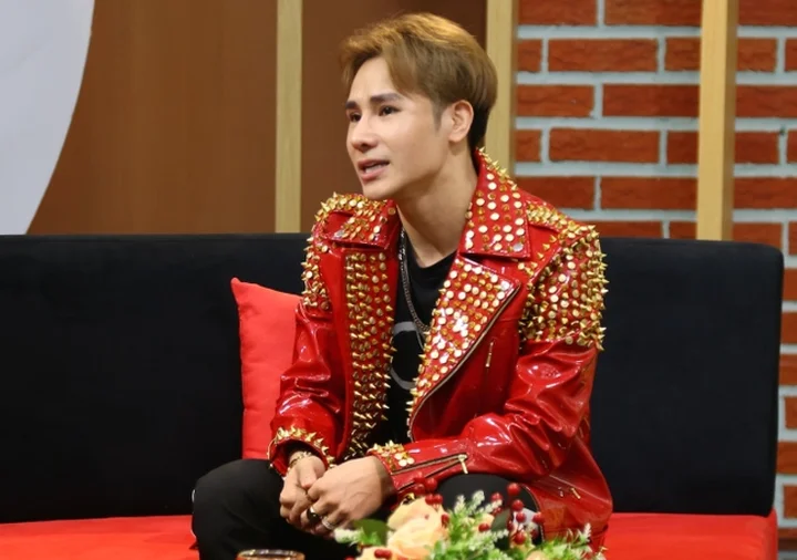 Chu Bin là ai - Năm 2024 đầy tai ương của ca sĩ Chu Bin - Review