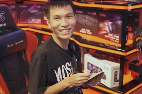 Tiểu sử tú sena - từ streamer được giới trẻ yêu mến tới nợ nần ngập đầu