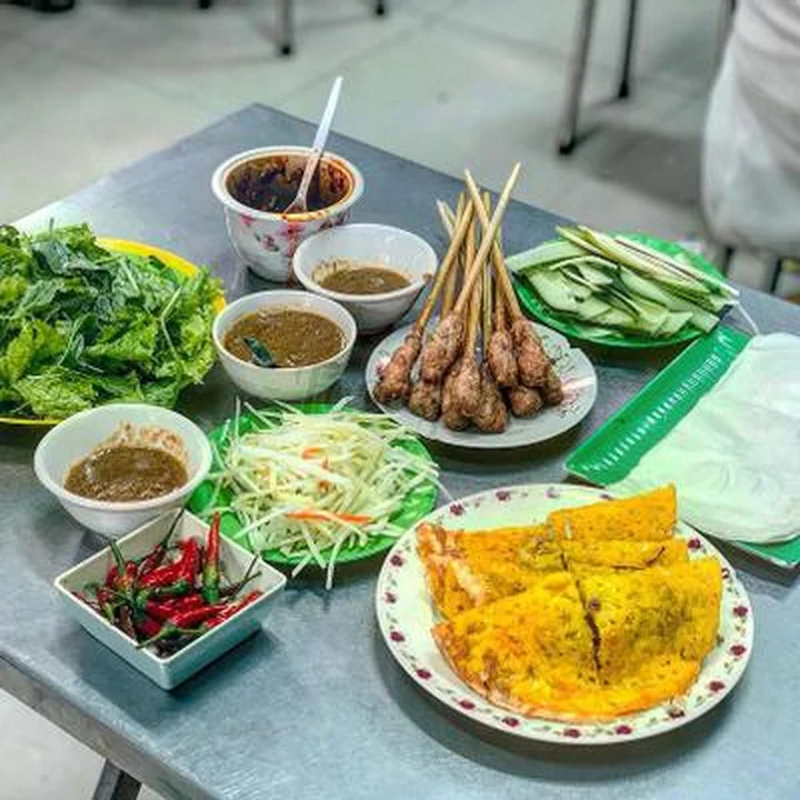 Review quán ăn Đà Nẵng: Top những quán ăn bạn không thể bỏ qua khi du lịch Đà Nẵng