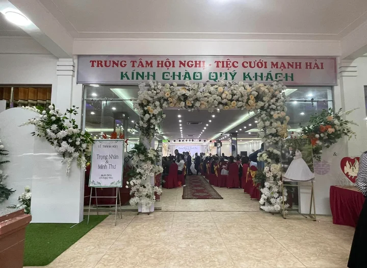Review nhà hàng tiệc cưới Mạnh Hải - thị trấn Nghèn Can Lộc