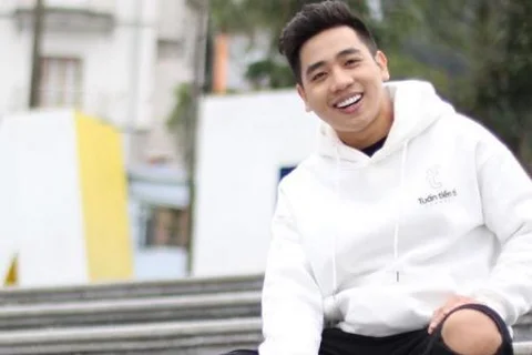 Review Tuấn Tiền Tỉ - Chặng đường từ chàng caster game đến youtuber tiền tỉ