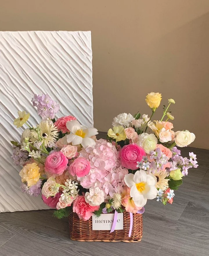 Mémoire – Shop hoa tươi phong cách hiện đại cực xinh tại Đồng Hới – Quảng Bình
