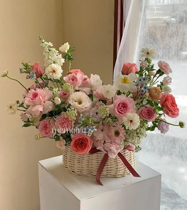 Mémoire – Shop hoa tươi phong cách hiện đại cực xinh tại Đồng Hới – Quảng Bình