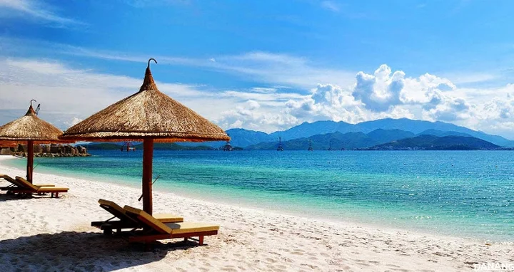 Review Biển Mỹ Khê Đà Nẵng - bờ biển đẹp nhất Việt Nam