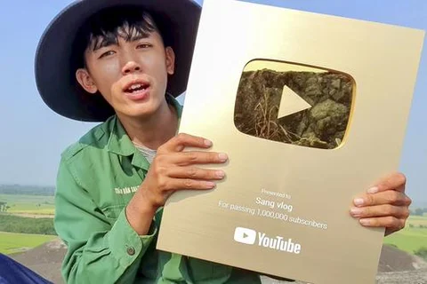 Sang Vlog và thực hư câu chuyện bạo hành trẻ em - Review