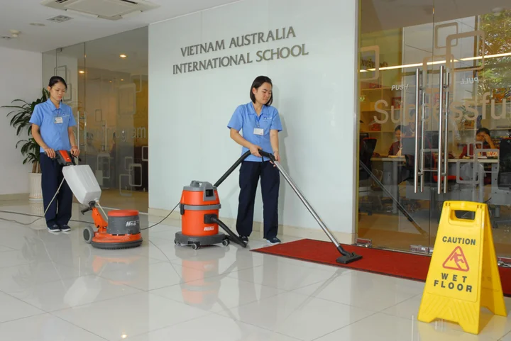 Review dịch vụ vệ sinh công nghiệp Clean House