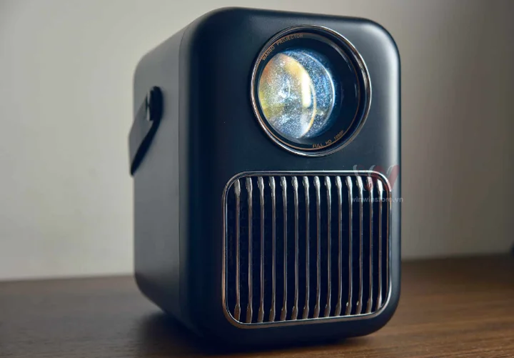 Review máy chiếu mini Wanbo T6R Max: Lựa chọn tối ưu cho trải nghiệm phim tại gia