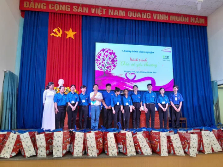 HiBT và chiến lược bản địa hóa tại Việt Nam