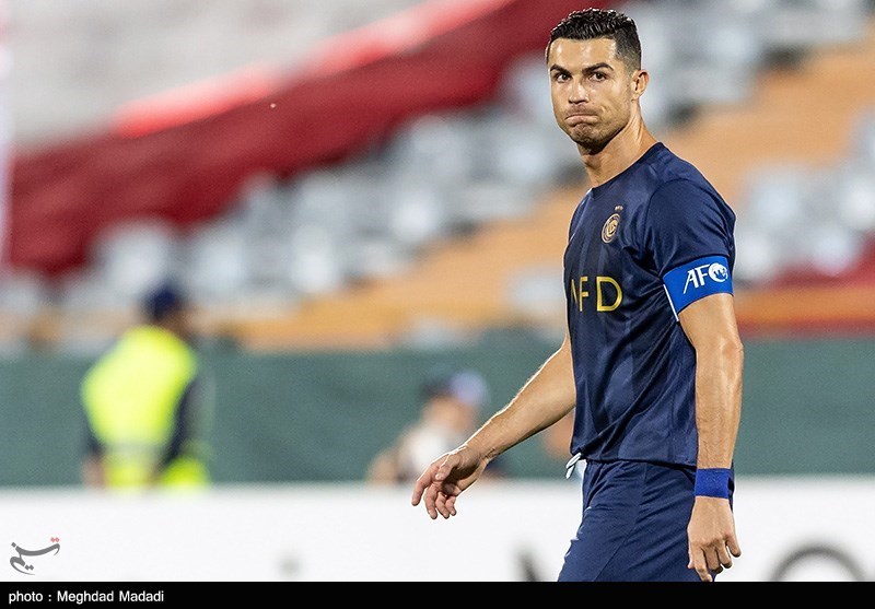 Cristiano Ronaldo trong màu áo Al-Nassr