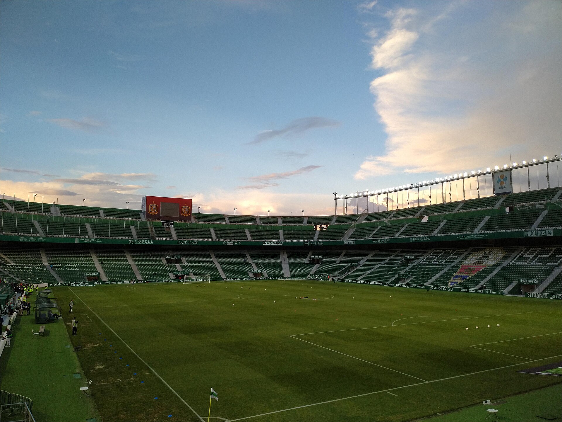 Elche 2-3 Real Sociedad: Sučić Ghi Phút 90 Khi Đội Còn 10 Người
