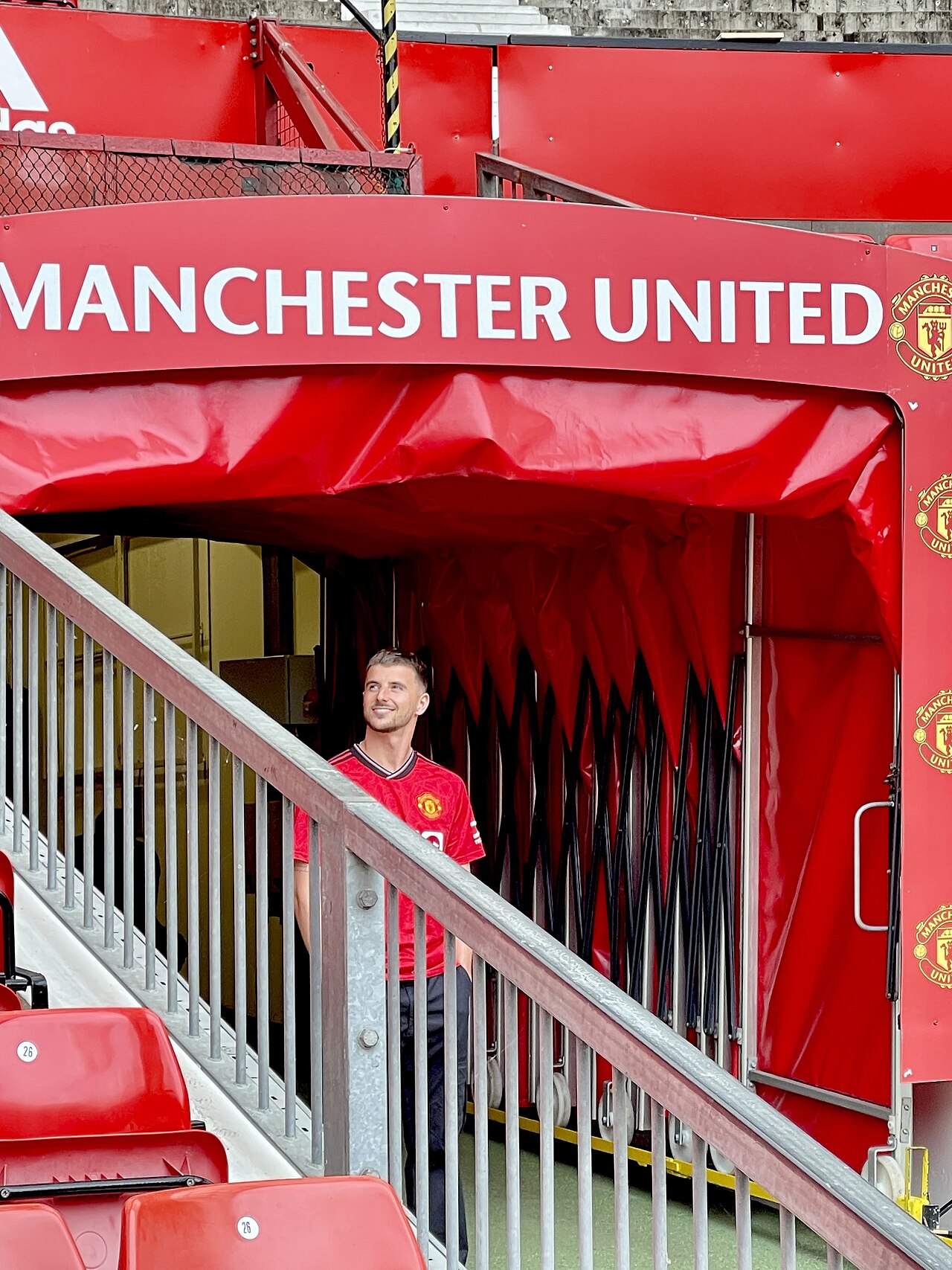 Mason Mount trong màu áo Manchester United