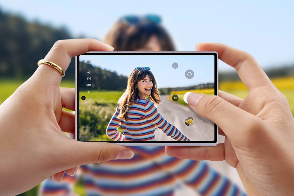 Cụm camera kép 50 MP của Galaxy Z Fold 8