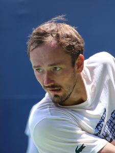 Medvedev vs Jodar Bán Kết Thượng Hải: 18h Tối Nay, Xem Ở Đâu