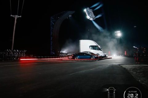 Tesla Roadster Ra Mắt: Bay Lơ Lửng, Tăng Tốc Dưới 1 Giây